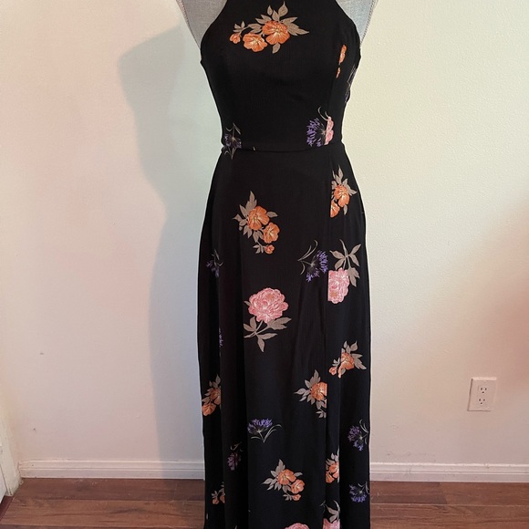 Windsor Black Orange and Purple Maxi Dress - Picture 2 of 16